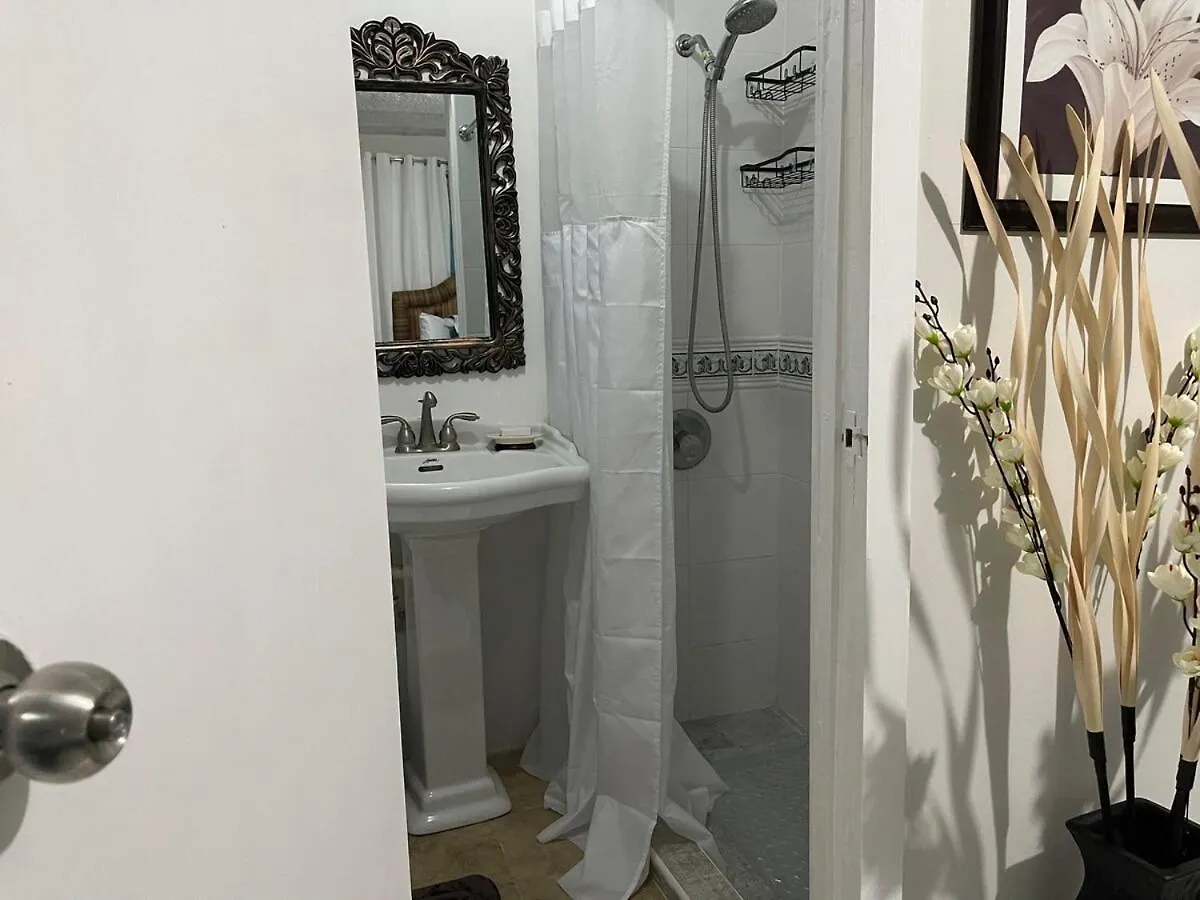 Luxury 1 Bdr Apt Discovery Bay 0*,  Jamaica